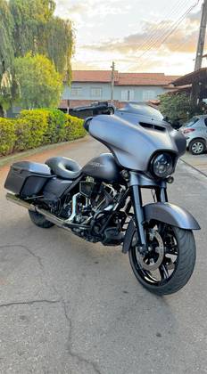 HARLEY-DAVIDSON STREET GLIDE SPECIAL HARLEY-DAVIDSON STREET GLIDE SPECIAL